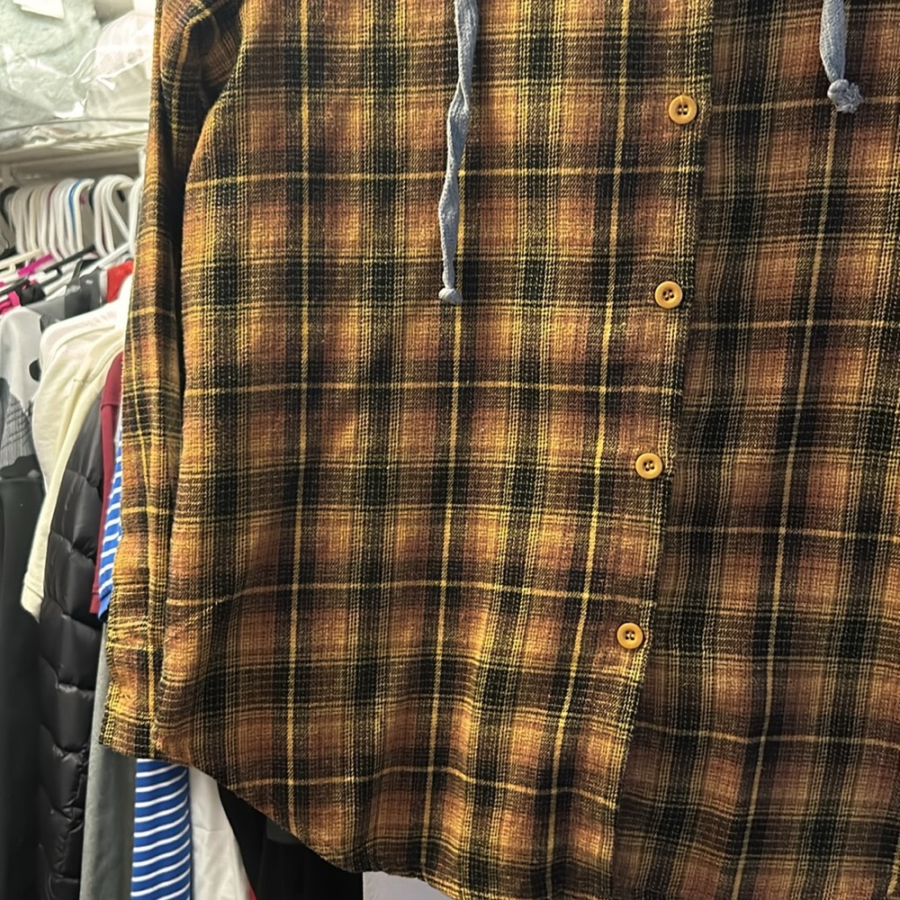 Flannel - Picture 2 of 4